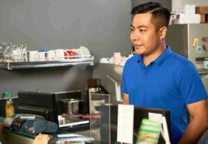 Peran dan Tugas Kasir yang Harus Dipahami Untuk Kelancaran Bisnis 2